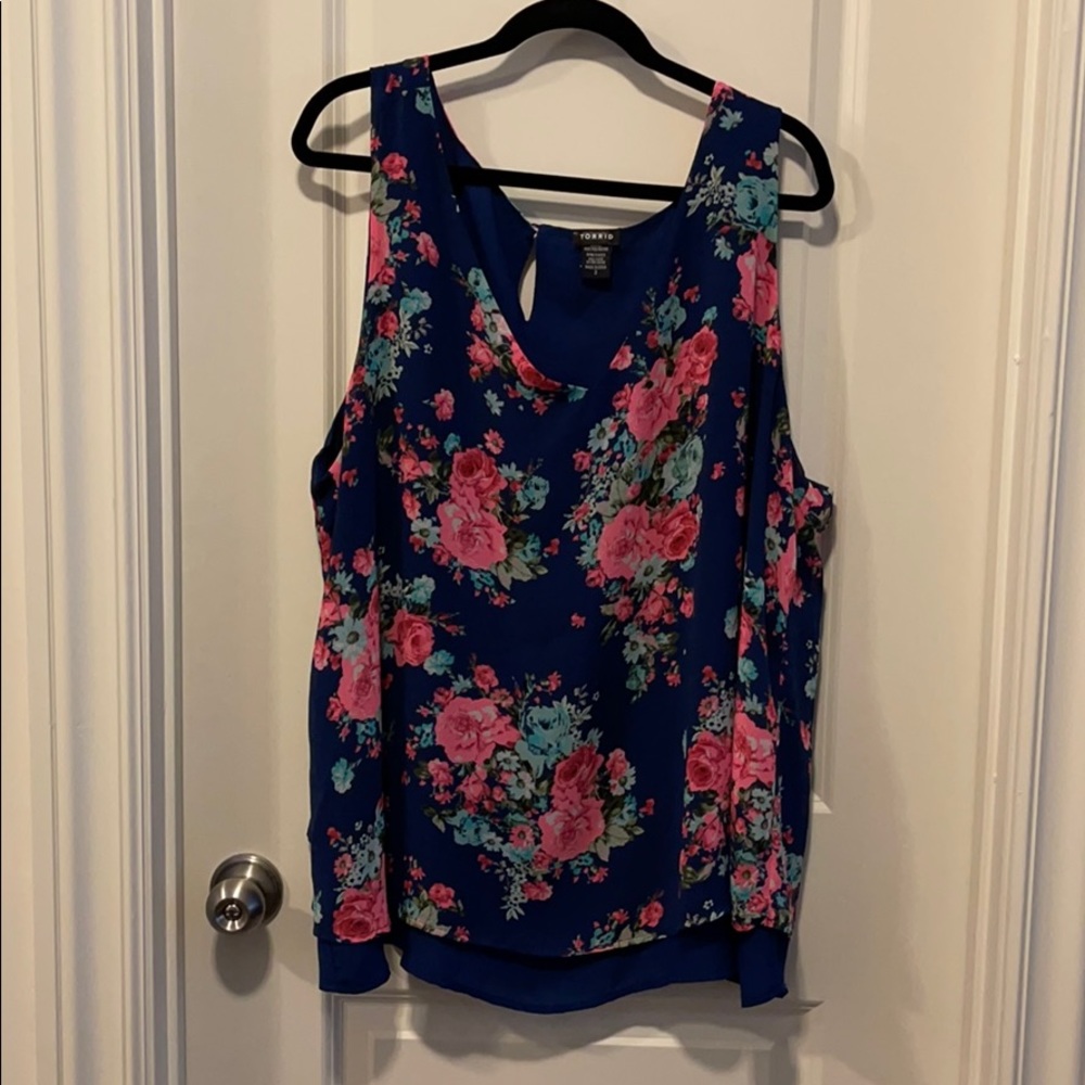 Torrid Floral flowy tank